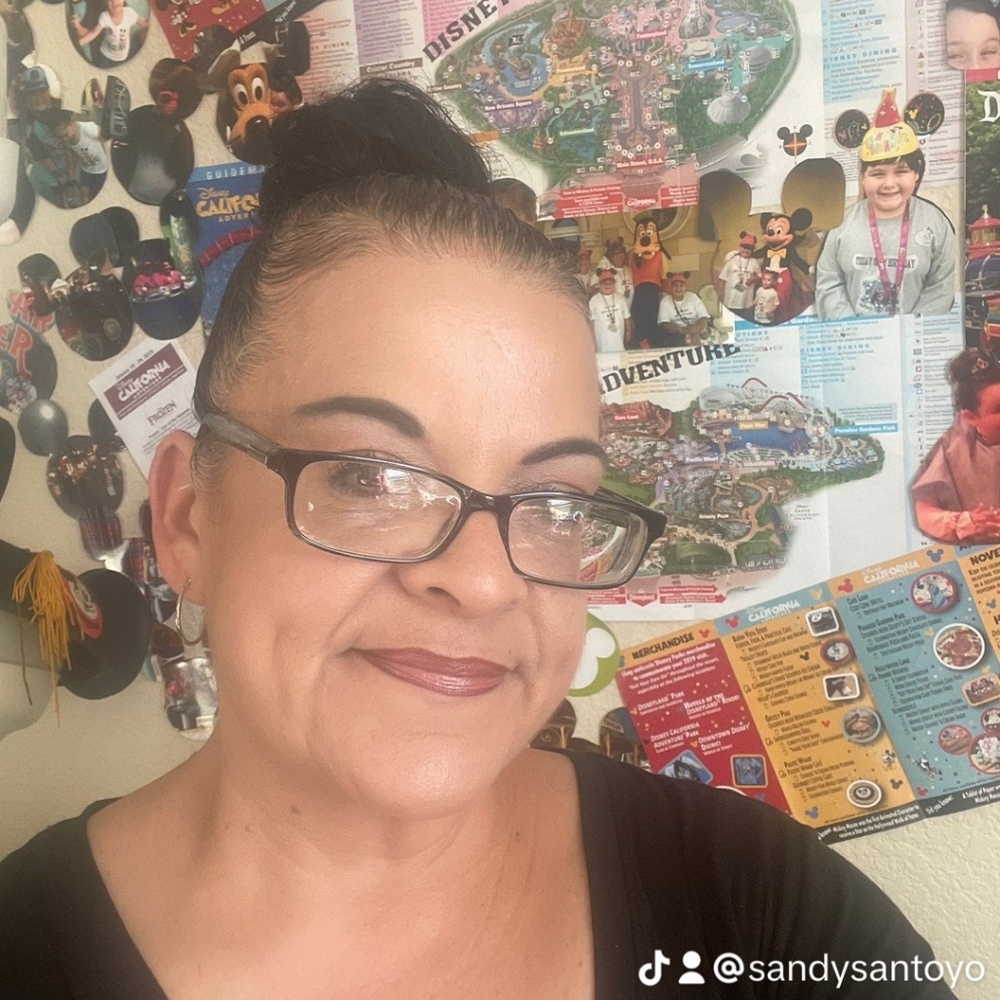 Meet your Posher, Sandy